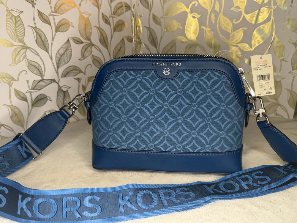 Michael Kors Jet Set Charm Large Dome Crossbody Blue NWT